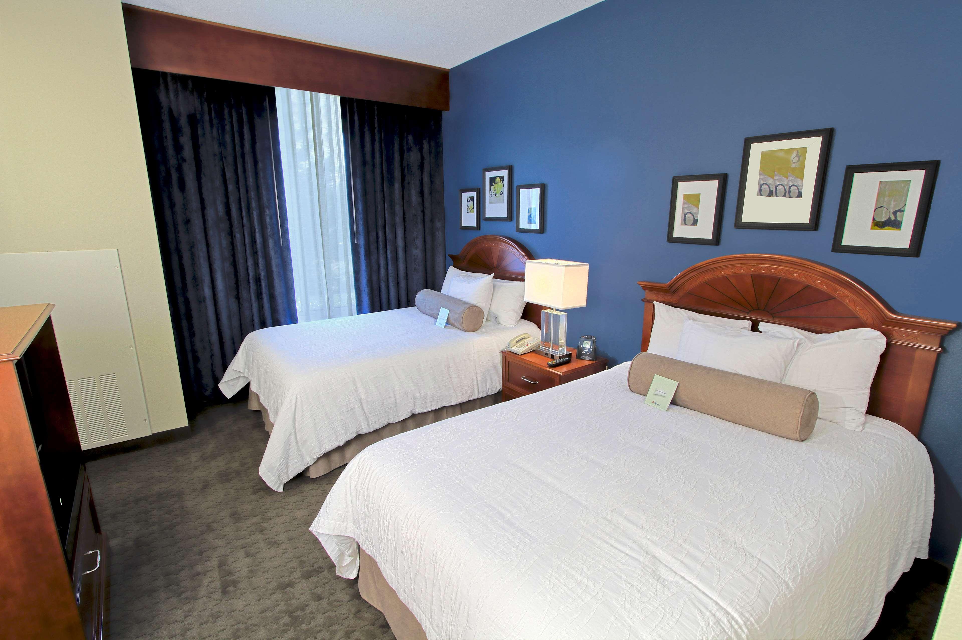 Hilton Garden Inn Westbury Room photo